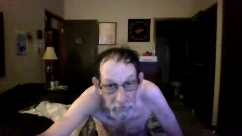 Snapshot of stephenasmith3 chatting on 4, 7, 2026 stephenasmith3 online show from 4, 7, 2026
