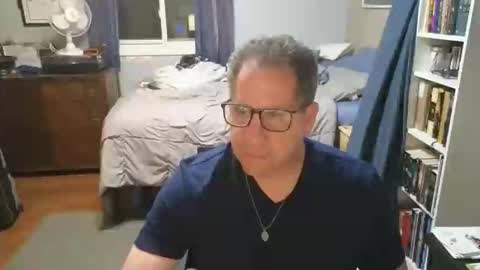 Snapshot of stephenhal9 chatting on 22, 5, 2026 stephenhal9 online show from 22, 5, 2026