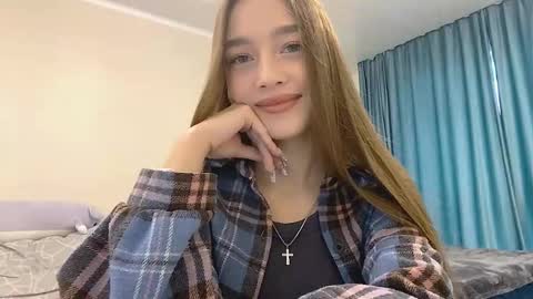 Snapshot of stepheniepettry chatting on 16, 10, 2025 Hello My name is Adele im new model here and little but shy but curious. online show from 16, 10, 2025