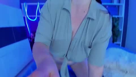 Snapshot of stephierousee chatting on 11, 7, 2026 Stephie online show from 11, 7, 2026