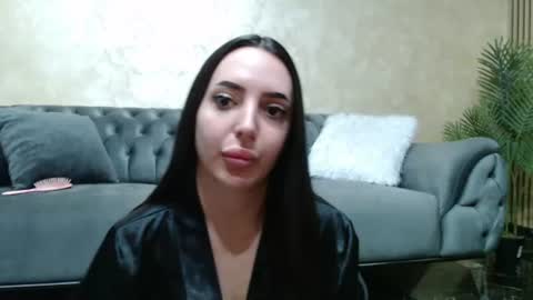 StepMommy19 online show from 27, 6, 2026