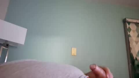 Snapshot of steve1071825083 chatting on 5, 11, 2025 steve1071825083 online show from 5, 11, 2025