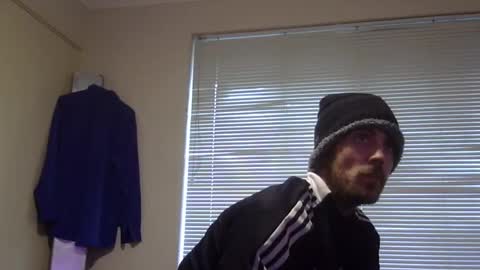 Snapshot of steveaussie chatting on 5, 1, 2025 Australian420 online show from 5, 1, 2025