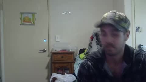 Snapshot of steveaussie chatting on 4, 2, 2025 Australian420 online show from 4, 2, 2025