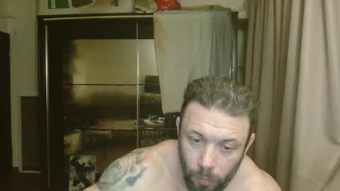 Snapshot of stevebulkzor chatting on 26, 5, 2026 Steve Oakenshield son of John son of Vasyl online show from 26, 5, 2026