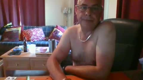 Snapshot of stevejm3740 chatting on 24, 5, 2026 stevejm3740 online show from 24, 5, 2026