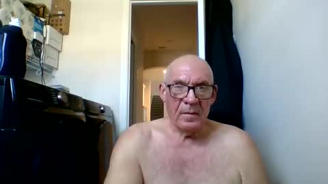 Snapshot of stevejons47 chatting on 10, 6, 2026 stevejons47 online show from 10, 6, 2026