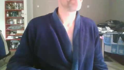 Snapshot of steven123456785857 chatting on 16, 10, 2025 steven123456785857 online show from 16, 10, 2025