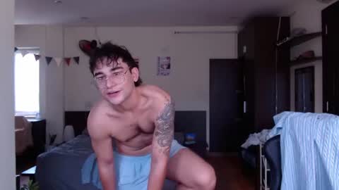Snapshot of steveoceanbeanhuge chatting on 19, 6, 2026 Alex online show from 19, 6, 2026