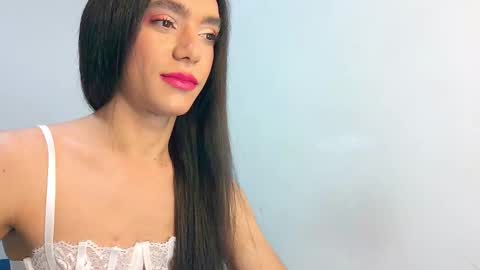 sthefany2512 online show from 20, 3, 2026