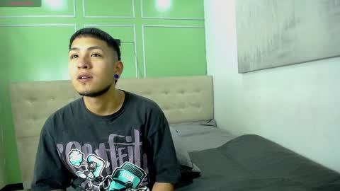 Snapshot of stickxcandy chatting on 8, 1, 2025 StickXCandy online show from 8, 1, 2025