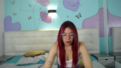 Snapshot of stickxcandy chatting on 28, 1, 2025 StickXCandy online show from 28, 1, 2025