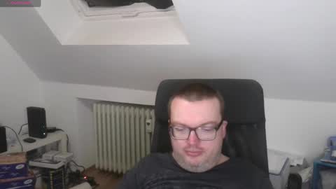 Oliver online show from 15, 4, 2026