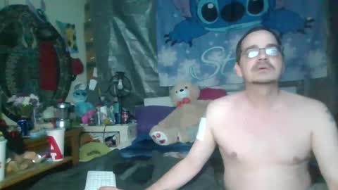 Snapshot of stitchsunshine85 chatting on 18, 2, 2025 Tasha and Drew online show from 18, 2, 2025