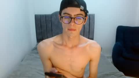 Snapshot of stiv_grant chatting on 12, 6, 2026 stiv_grant online show from 12, 6, 2026