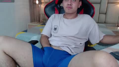 Snapshot of stiven_pooh chatting on 20, 12, 2024 Steven Pooh online show from 20, 12, 2024