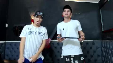 friends online show from 29, 11, 2025