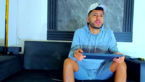 Snapshot of stivendreams chatting on 10, 2, 2026 friends online show from 10, 2, 2026