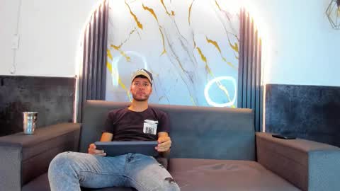 Snapshot of stivendreams chatting on 20, 2, 2026 friends online show from 20, 2, 2026