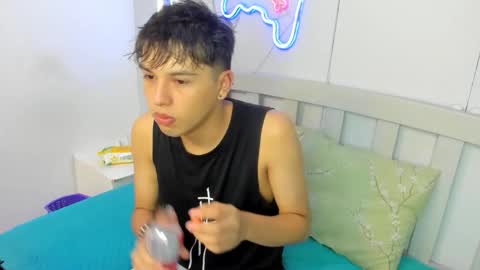 Stiwen online show from 11, 11, 2025