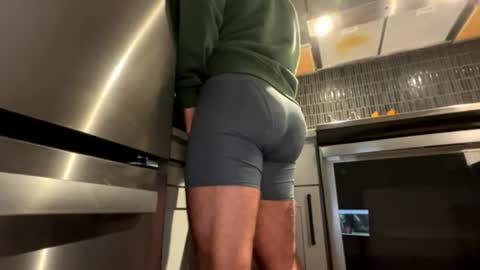 Snapshot of stlhotwifeguy chatting on 27, 6, 2026 stlhotwifeguy online show from 27, 6, 2026
