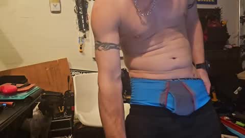 Str8 online show from 16, 2, 2025