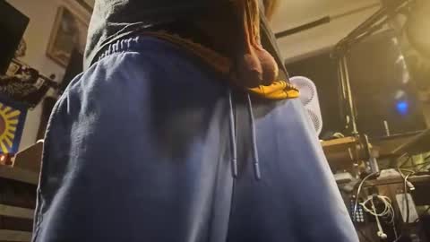 Str8 online show from 19, 11, 2025