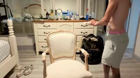 Snapshot of str8whiteboy21 chatting on 11, 5, 2026 str8whiteboy21 online show from 11, 5, 2026