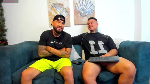 Snapshot of straight__friends chatting on 27, 2, 2026 straight__friends online show from 27, 2, 2026