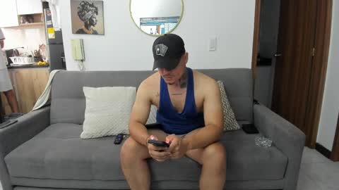 straight__friends online show from 22, 5, 2026