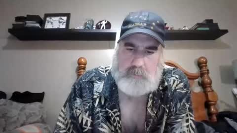 Snapshot of straightbear4you chatting on 29, 9, 2025 Straightbear4you online show from 29, 9, 2025