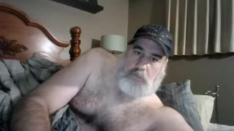 Snapshot of straightbear4you chatting on 30, 9, 2025 Straightbear4you online show from 30, 9, 2025