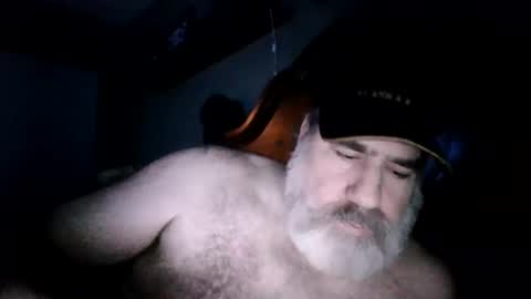 Snapshot of straightbear4you chatting on 7, 6, 2026 Straightbear4you online show from 7, 6, 2026