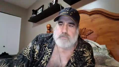 Snapshot of straightbear4you chatting on 16, 7, 2026 Straightbear4you online show from 16, 7, 2026