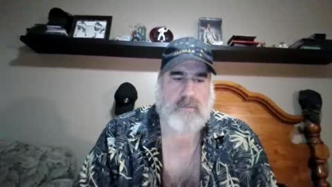 Snapshot of straightbear4you chatting on 18, 7, 2026 Straightbear4you online show from 18, 7, 2026