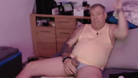 Snapshot of stranger1966 chatting on 28, 9, 2025 Stranger online show from 28, 9, 2025