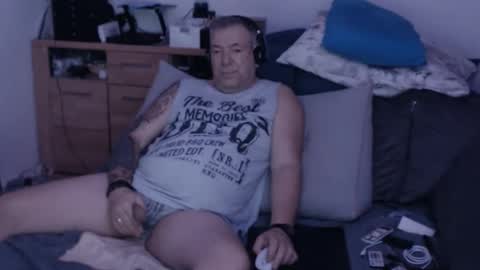Snapshot of stranger1966 chatting on 10, 10, 2025 Stranger online show from 10, 10, 2025