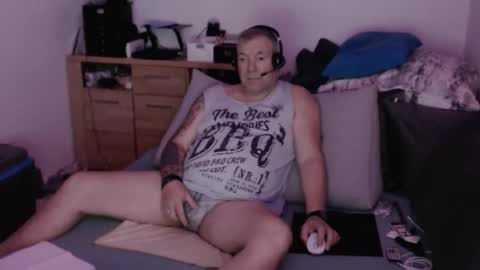 Snapshot of stranger1966 chatting on 12, 10, 2025 Stranger online show from 12, 10, 2025