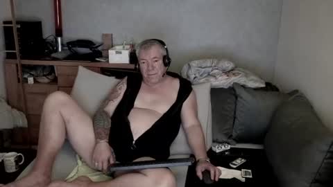Snapshot of stranger1966 chatting on 17, 6, 2026 Stranger online show from 17, 6, 2026