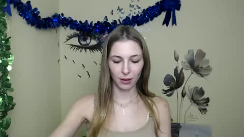 Snapshot of stranger_giirl chatting on 5, 1, 2025 Amalia online show from 5, 1, 2025