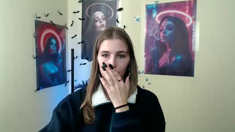 Snapshot of stranger_giirl chatting on 26, 9, 2025 Amalia online show from 26, 9, 2025