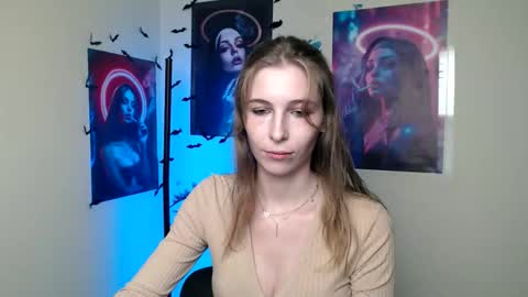 Snapshot of stranger_giirl chatting on 10, 10, 2025 Amalia online show from 10, 10, 2025