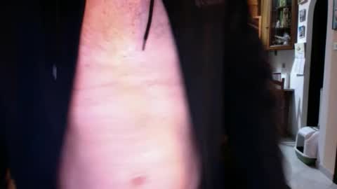 Snapshot of stranger_plus chatting on 21, 10, 2025 send me pics  if you want online show from 21, 10, 2025