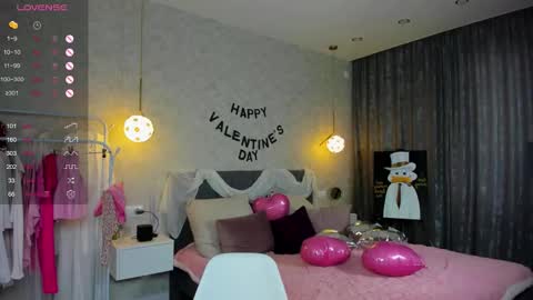 Laura online show from 15, 2, 2026