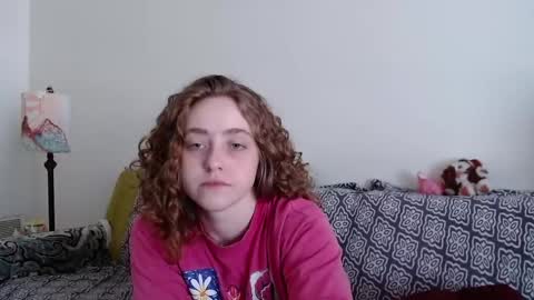 Strawberrylotsacake online show from 31, 3, 2026