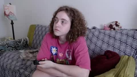 Strawberrylotsacake online show from 1, 4, 2026