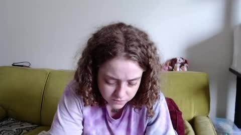 Strawberrylotsacake online show from 5, 6, 2026