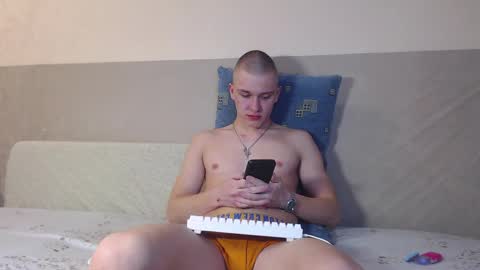 Yan online show from 7, 4, 2026