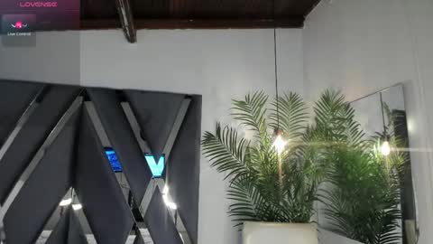 Snapshot of strong_girl_ chatting on 23, 5, 2026 Alexa online show from 23, 5, 2026