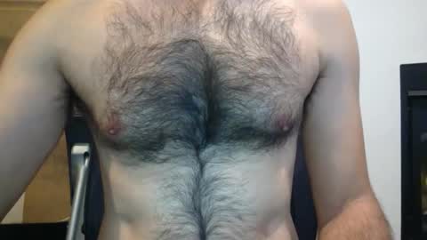 Snapshot of strongandmanly chatting on 7, 1, 2025 Strongandmanly online show from 7, 1, 2025